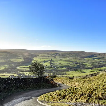 Rose * Lofthouse (North Yorkshire)